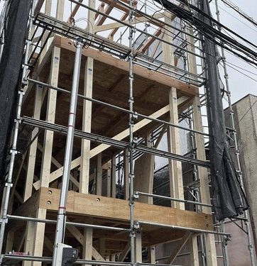 本日上棟しました。